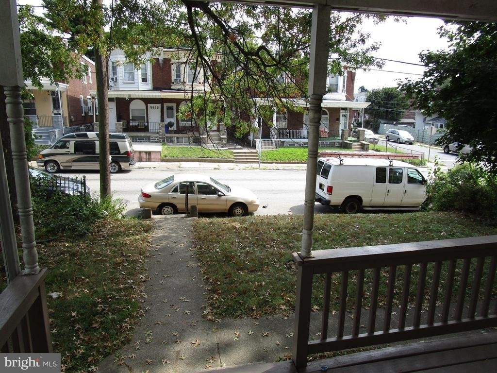5526 N Mascher Street - Photo 6