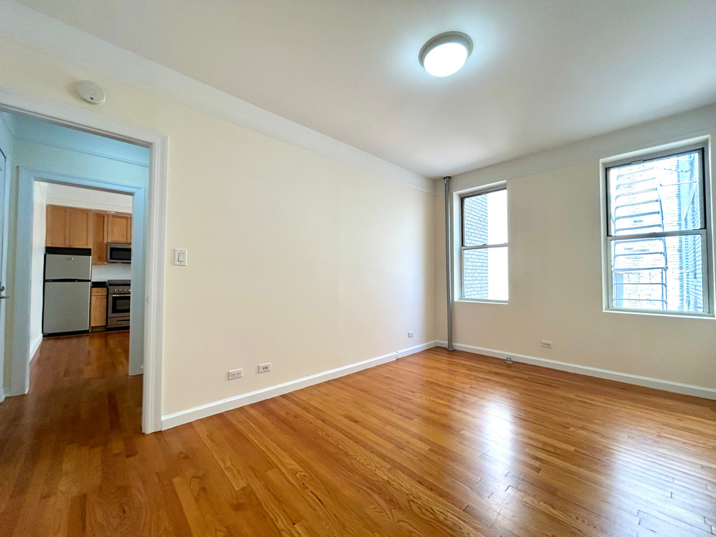 West 13th Street - Photo 2
