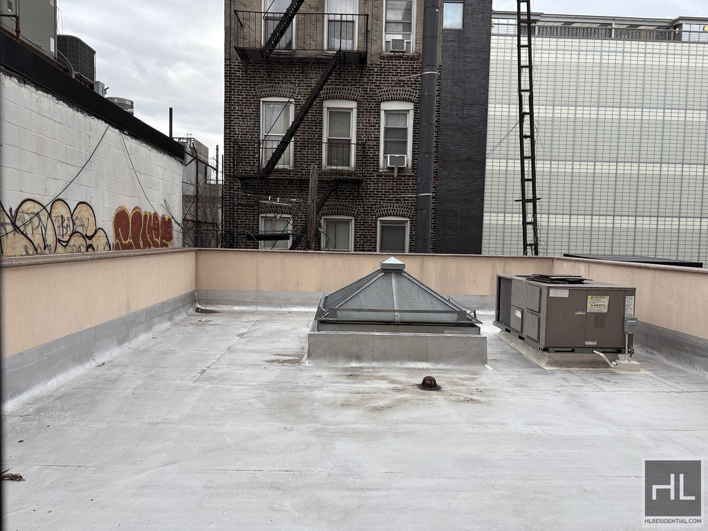 North 9 Street - Photo 4