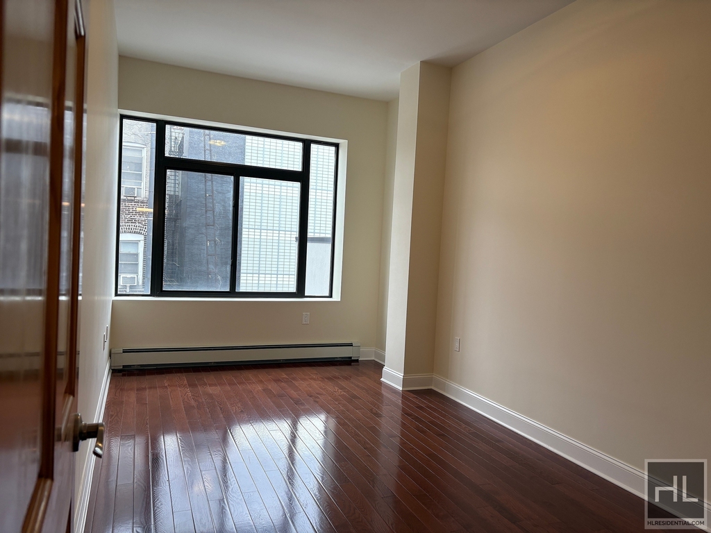 North 9 Street - Photo 1