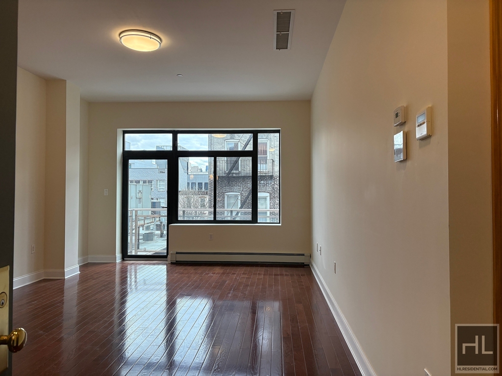 North 9 Street - Photo 3