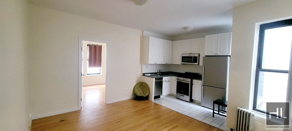 East 80 Street - Photo 0