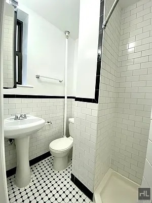 East 80th Street - Photo 6