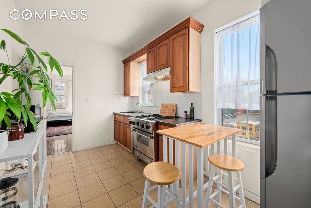 25 Bogart Street - Photo 0