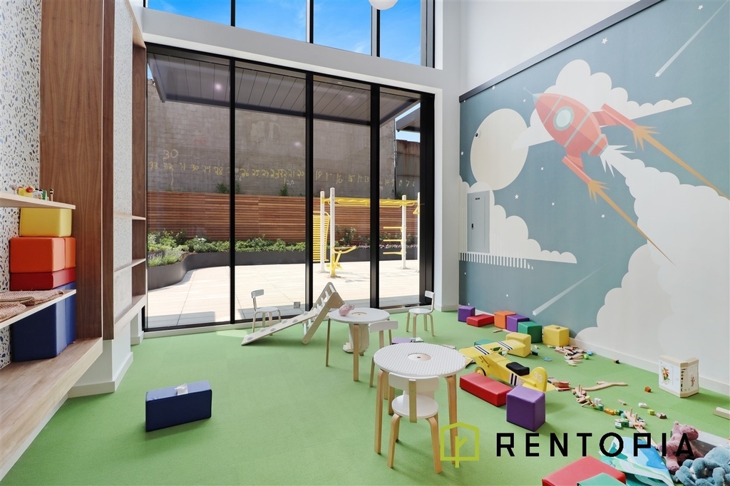 1010 Pacific Street - Photo 13