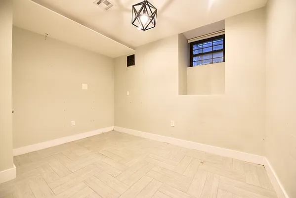 1277 Jefferson Avenue #1 - Photo 3