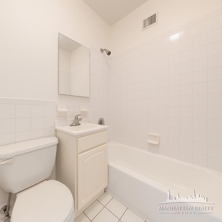 2nd Ave - Photo 4