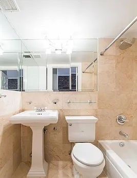 202 East 13th Street - Photo 6