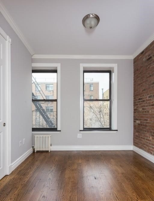 309 East 8th Street - Photo 3