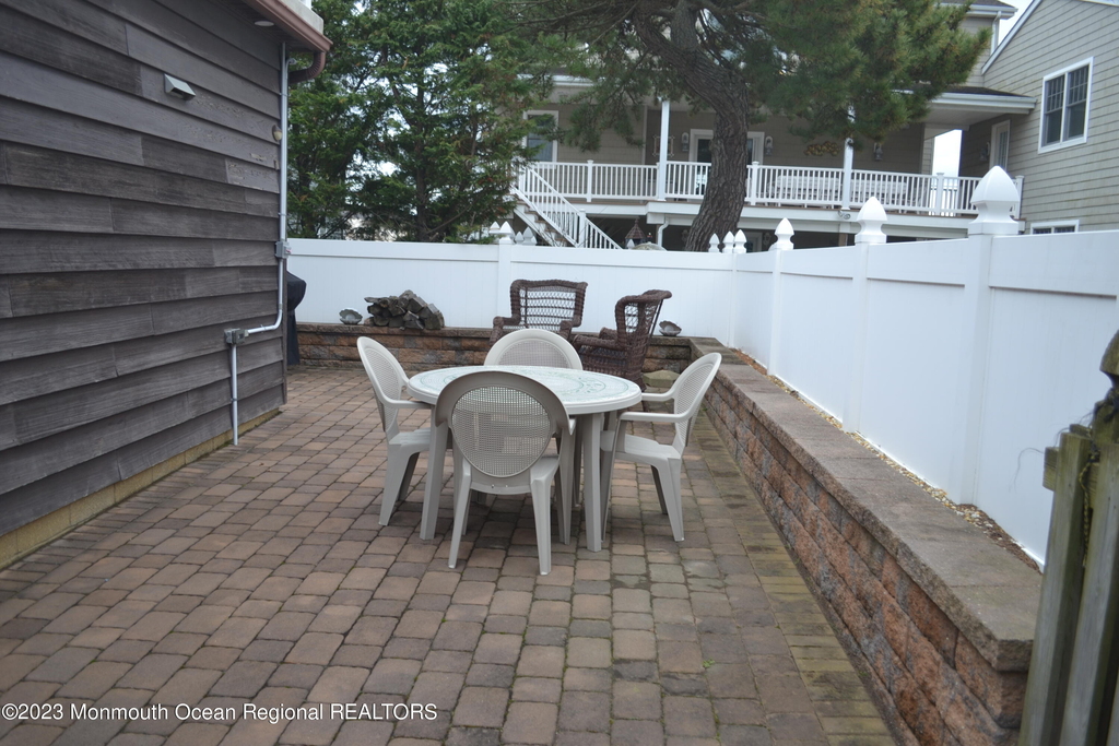 11 3rd Avenue - Photo 27