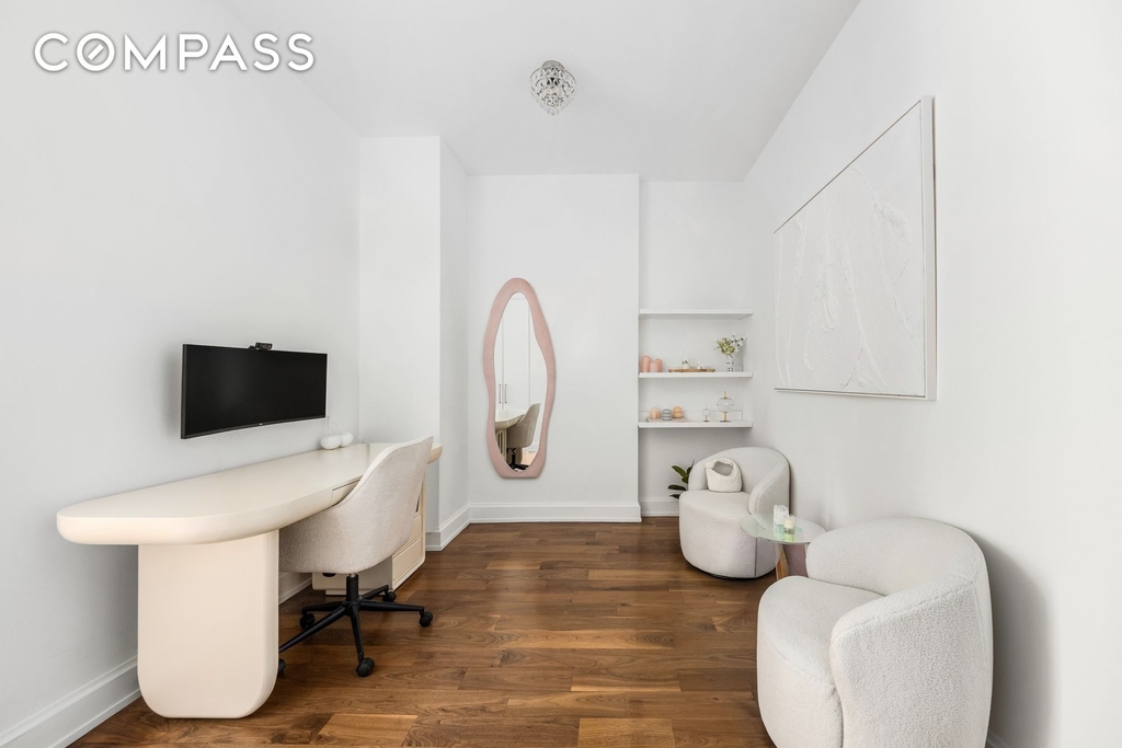 140 W 22nd Street - Photo 7