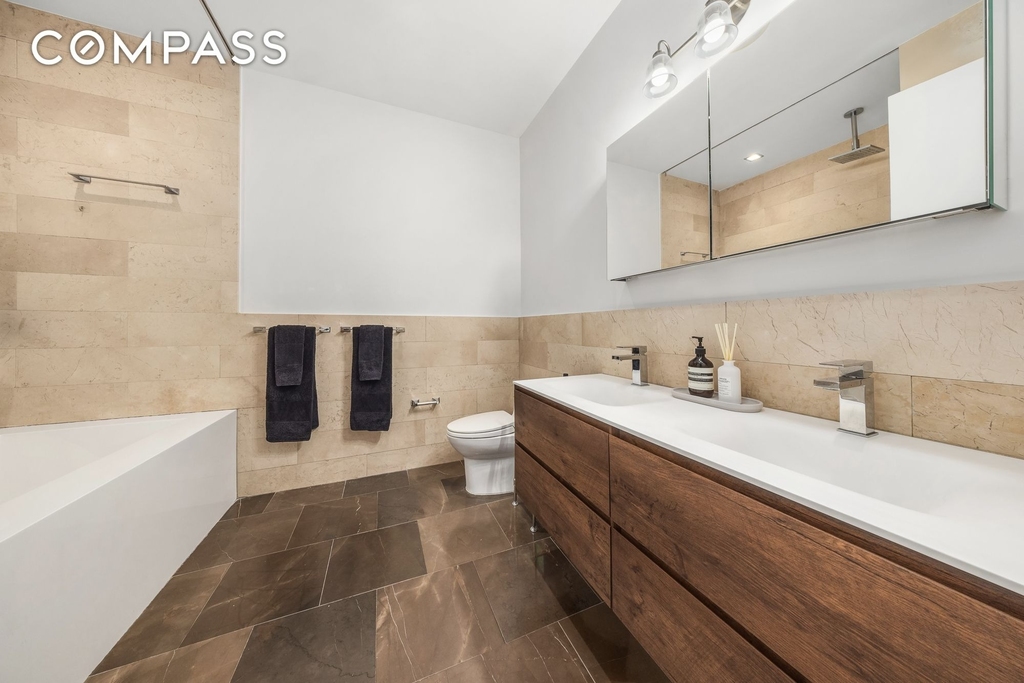 140 W 22nd Street - Photo 6