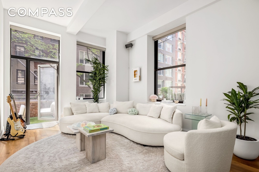 140 W 22nd Street - Photo 0