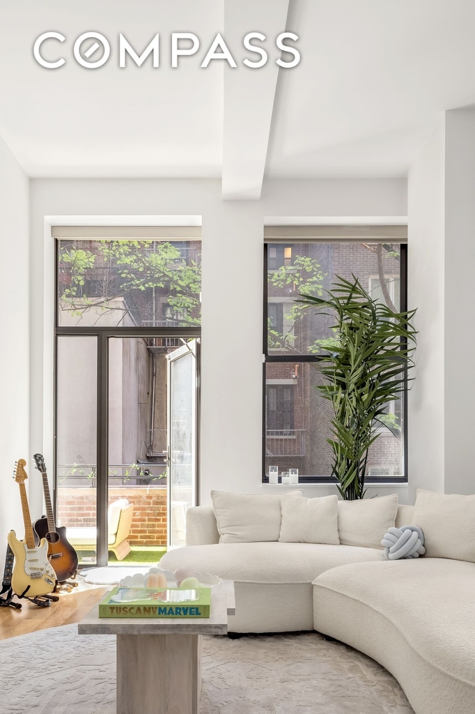 140 W 22nd Street - Photo 2