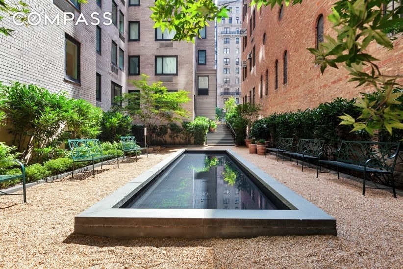 530 Park Avenue - Photo 17