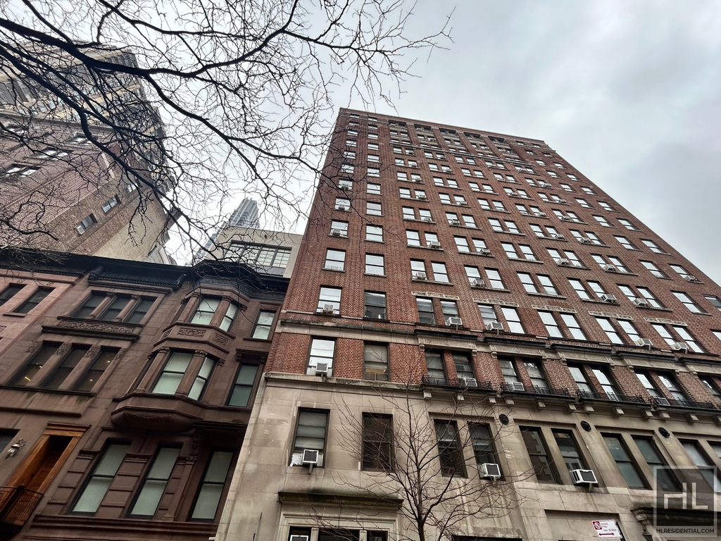 West 71st Street - Photo 4