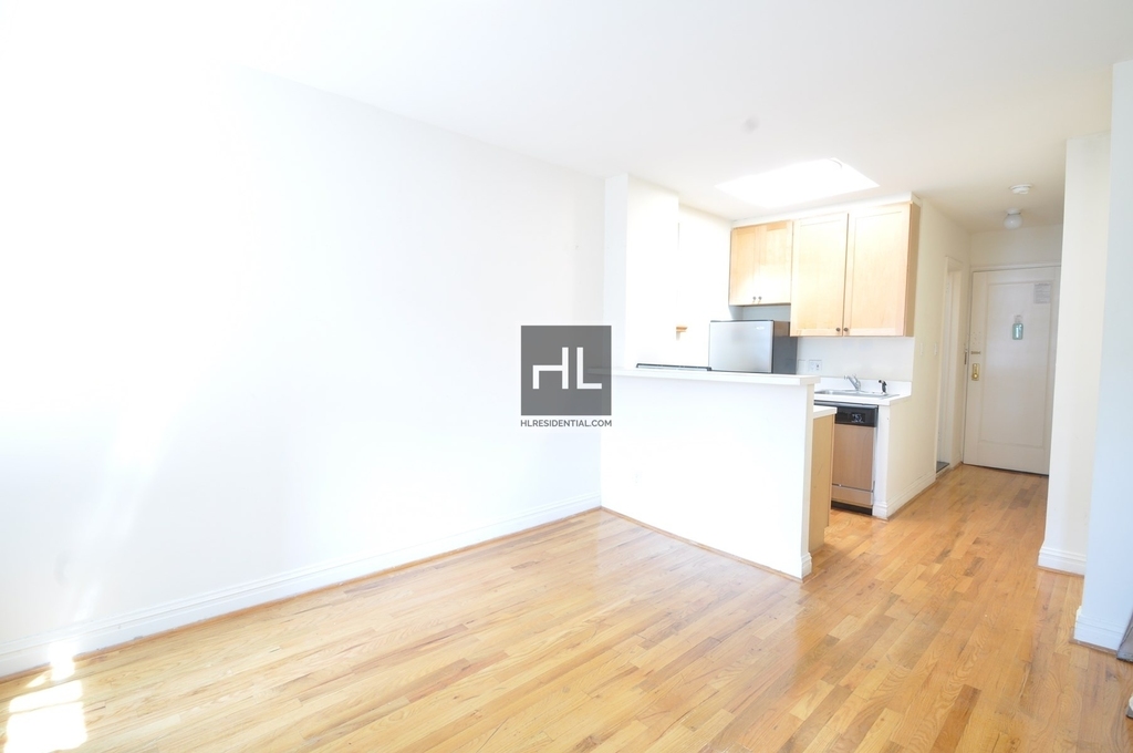 East 27th Street - Photo 1