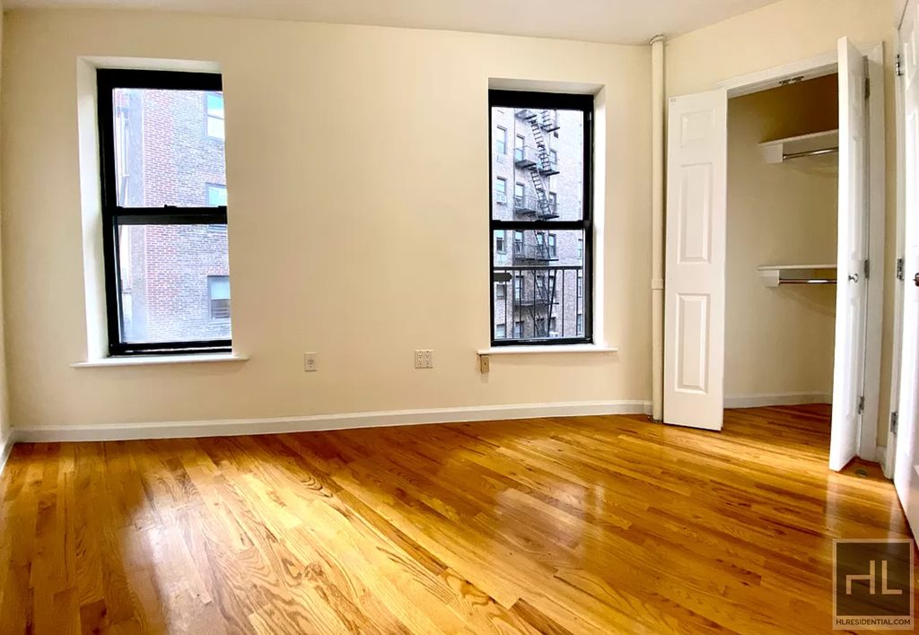 East 80th Street - Photo 0