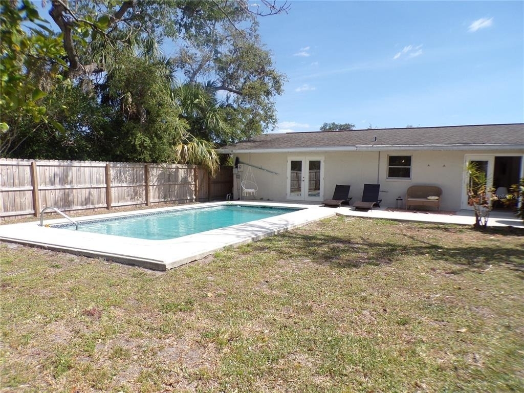 1148 Salina Avenue - Photo 29