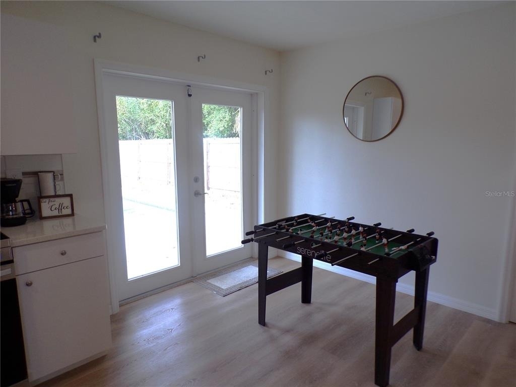 1148 Salina Avenue - Photo 6