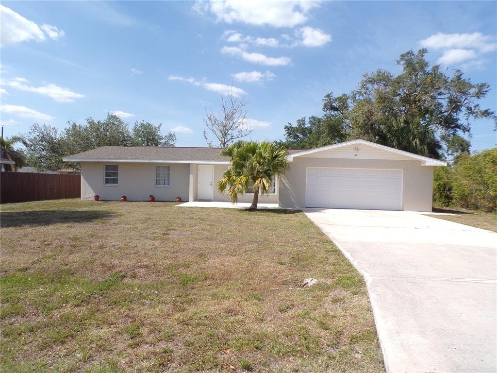 1148 Salina Avenue - Photo 0