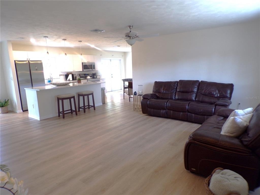 1148 Salina Avenue - Photo 1