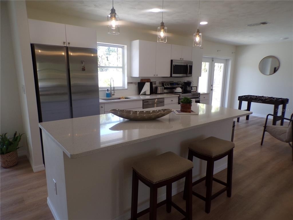 1148 Salina Avenue - Photo 10