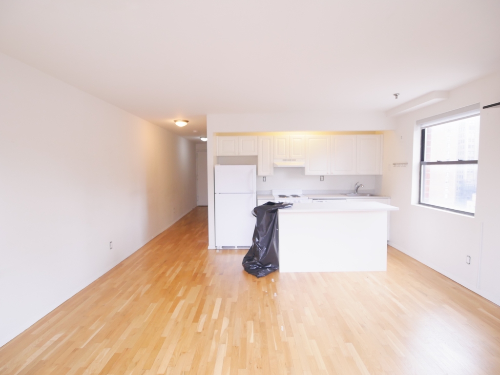 105 Lexington Avenue - Photo 7