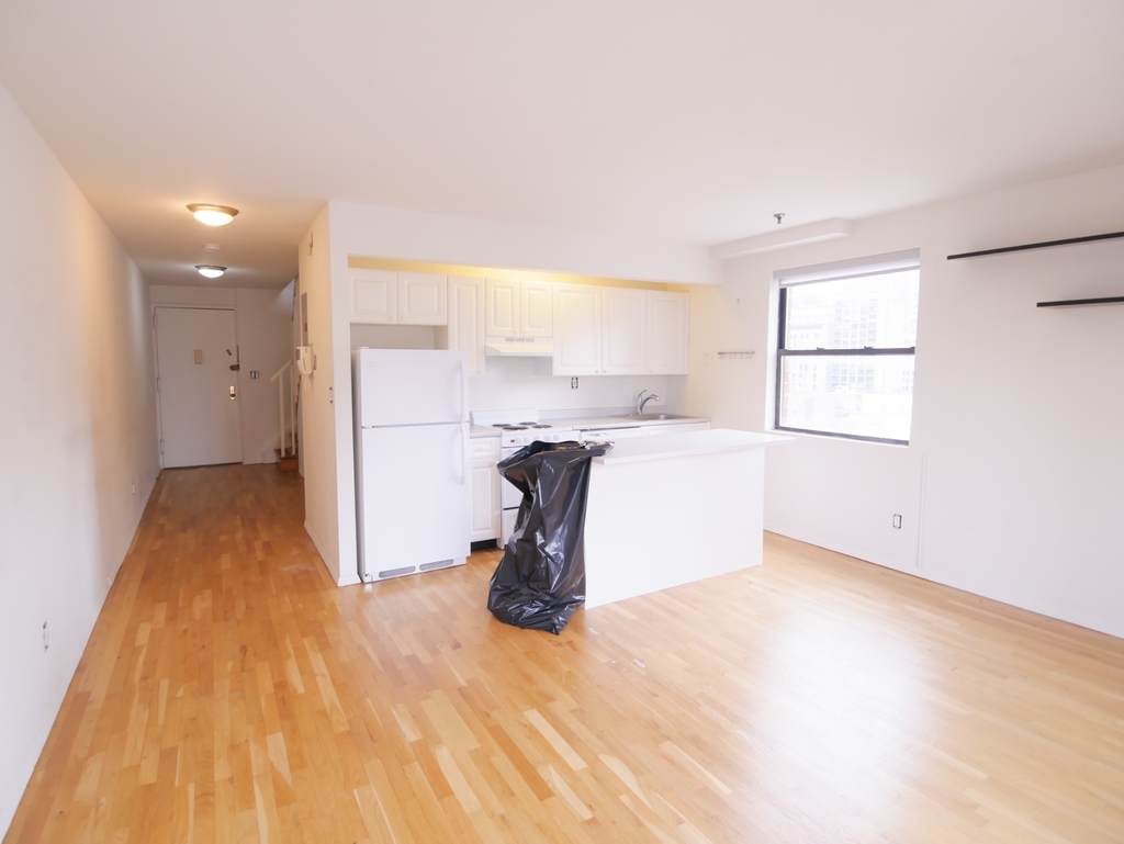 105 Lexington Avenue - Photo 6