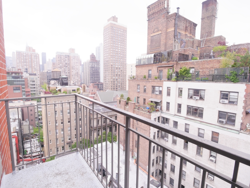 105 Lexington Avenue - Photo 12