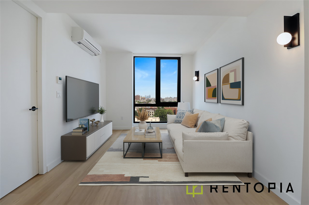 1010 Pacific Street - Photo 2