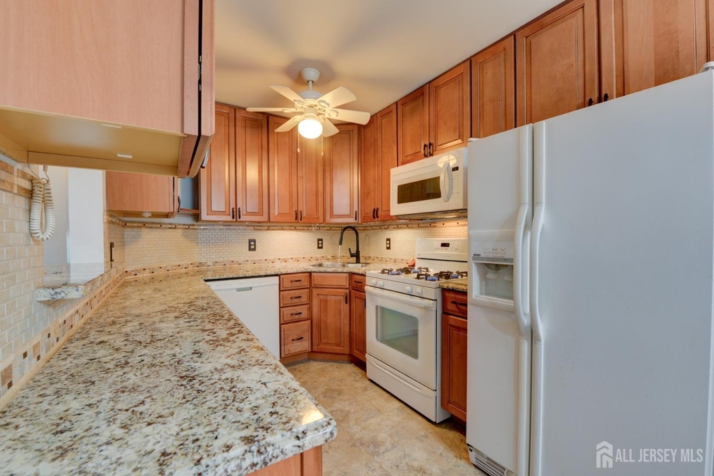 144 Keswick Drive - Photo 9