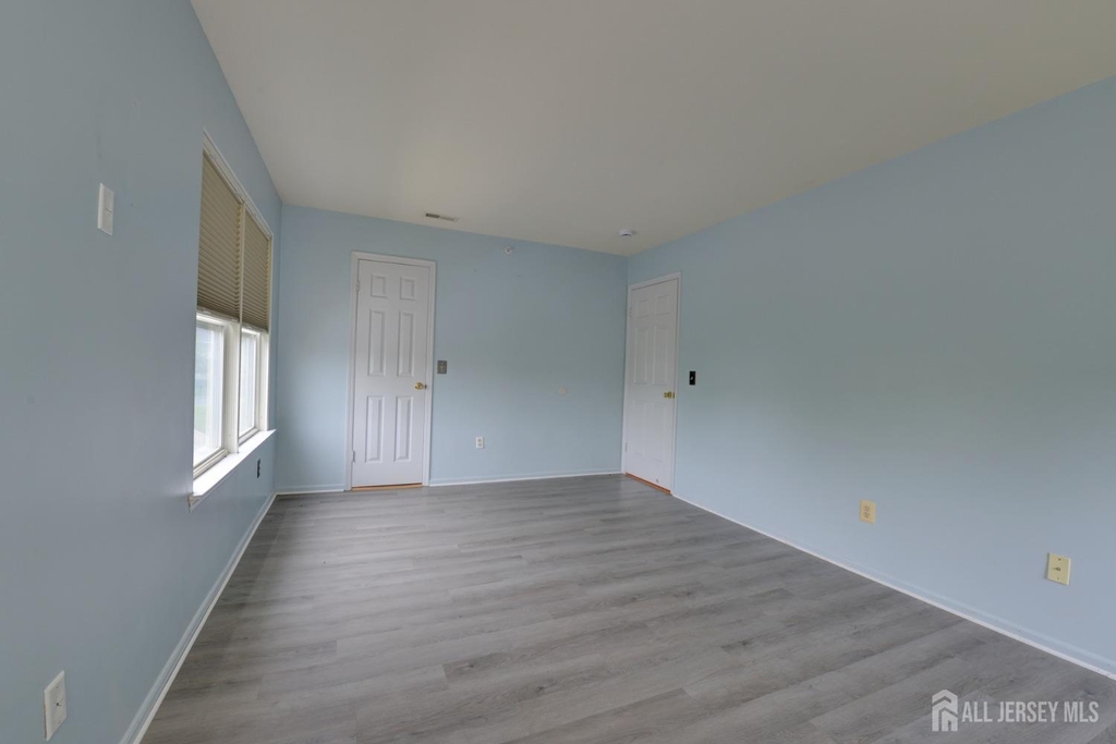 144 Keswick Drive - Photo 11