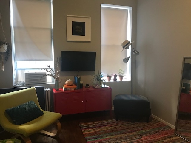 East 5th Street - Photo 3