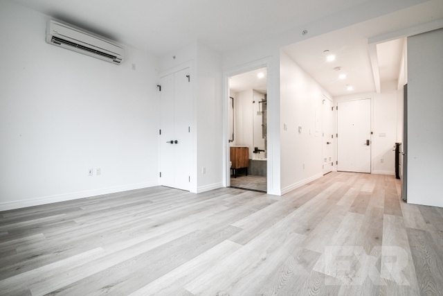 957 Atlantic Avenue - Photo 2