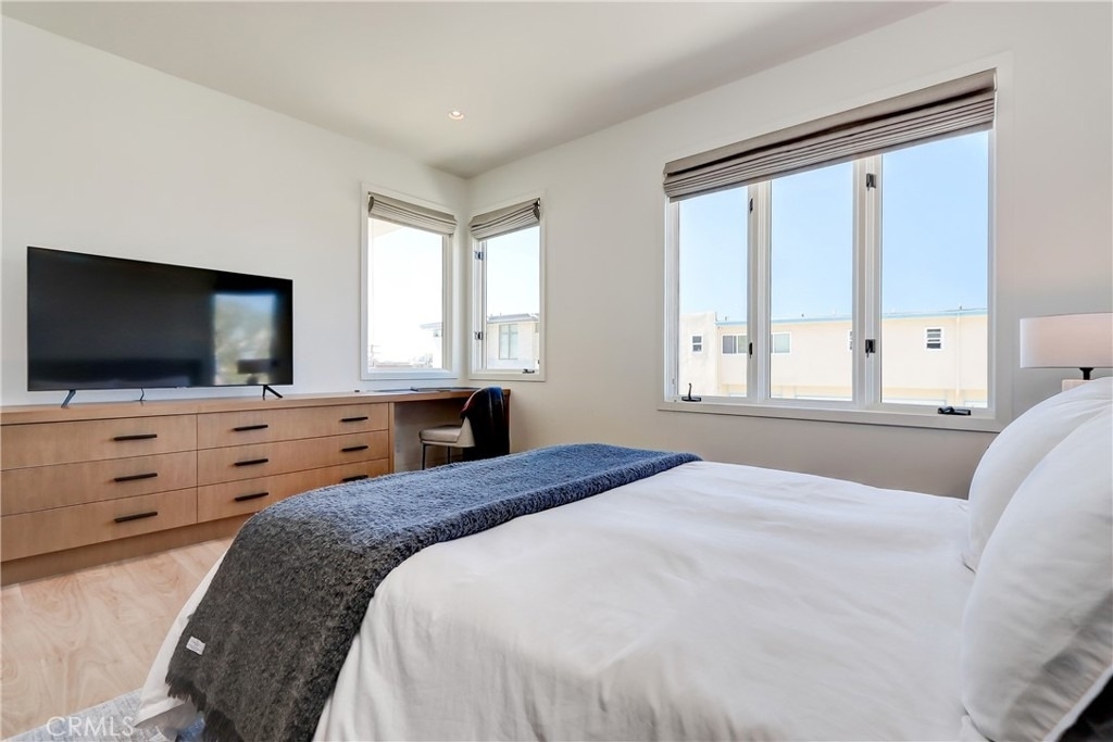 1712 Manhattan Avenue - Photo 59