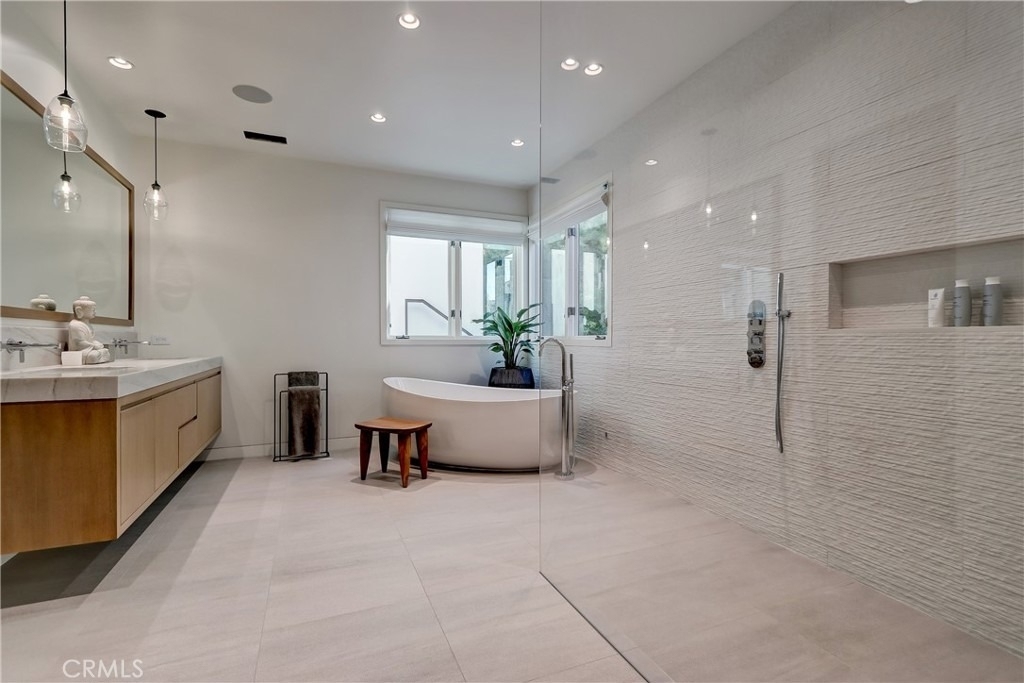 1712 Manhattan Avenue - Photo 51