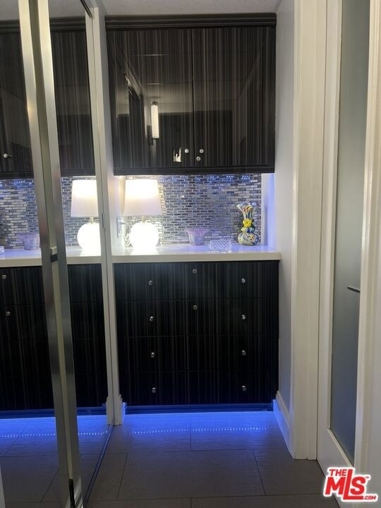950 N Kings Road - Photo 33