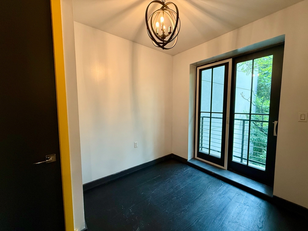 1296 Park Place - Photo 5