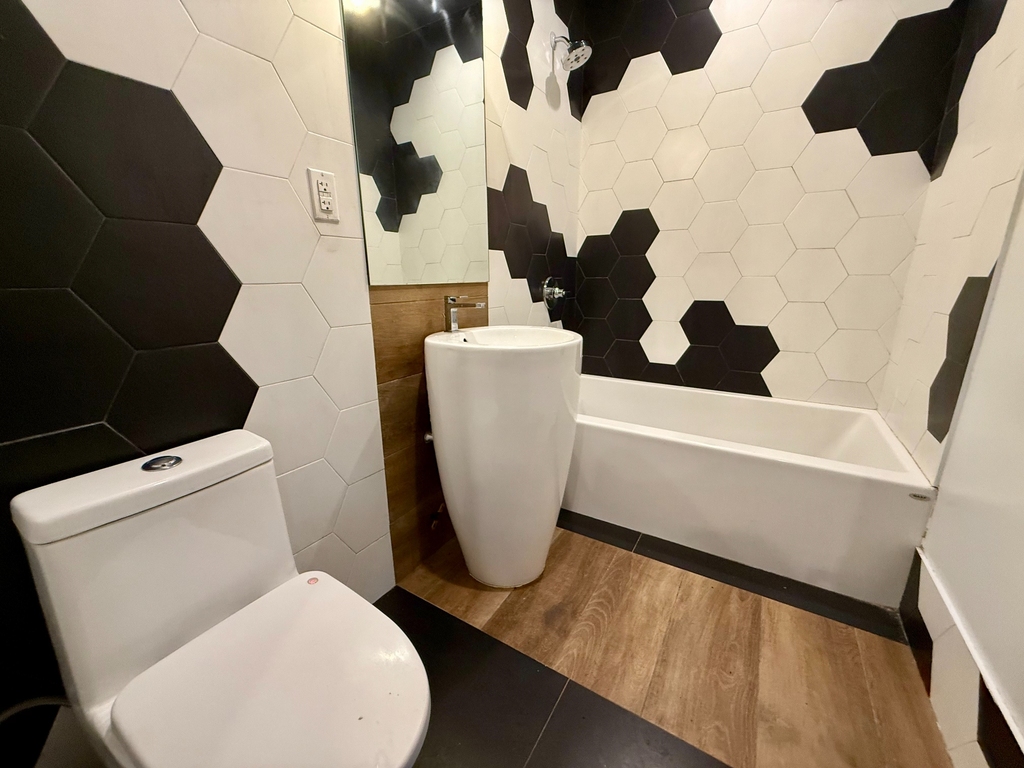 1296 Park Place - Photo 9