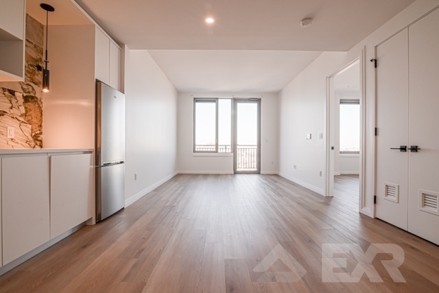 957 Atlantic Avenue - Photo 1