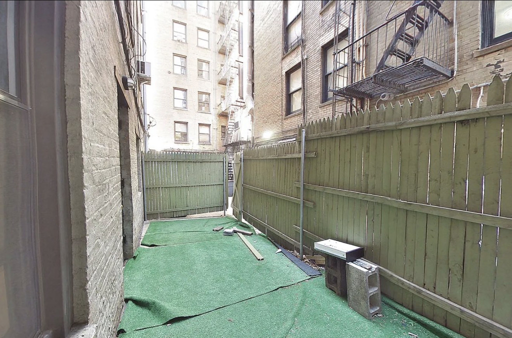 207 West 11th Street - Photo 6
