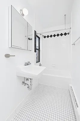 516 E 80th St - Photo 4