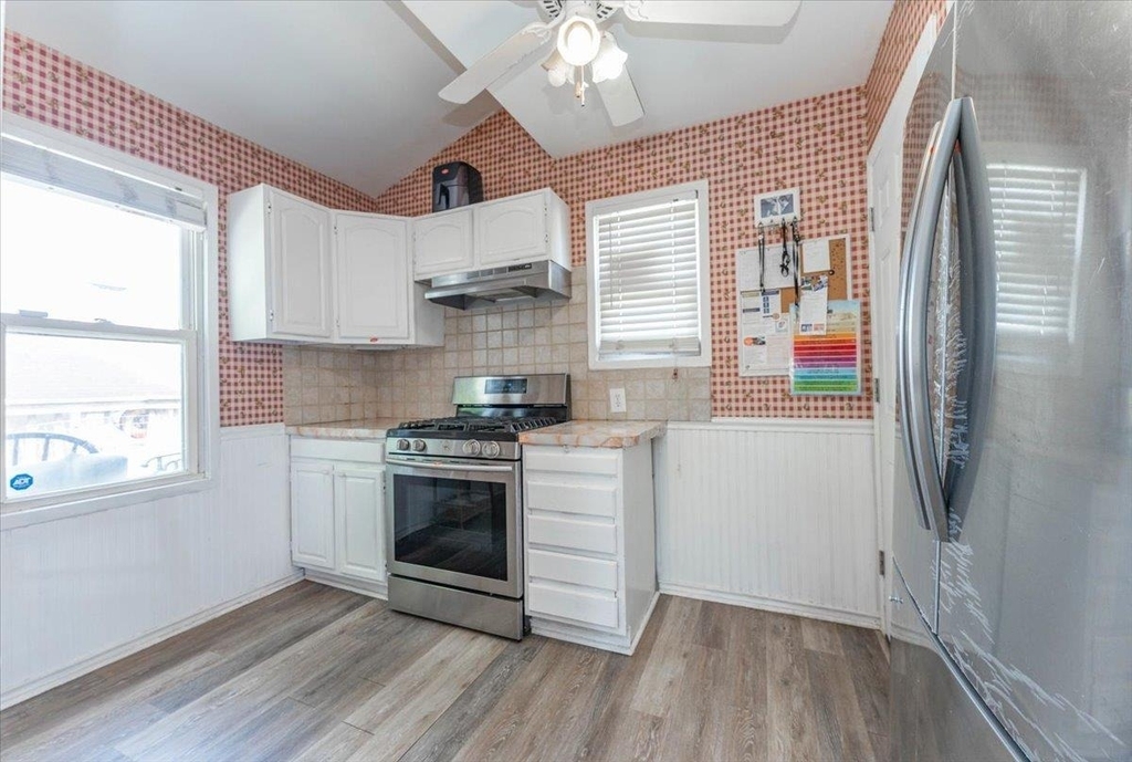1262 Webster Street - Photo 7