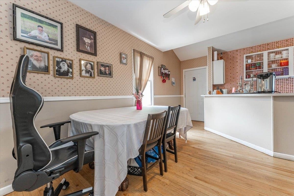 1262 Webster Street - Photo 4