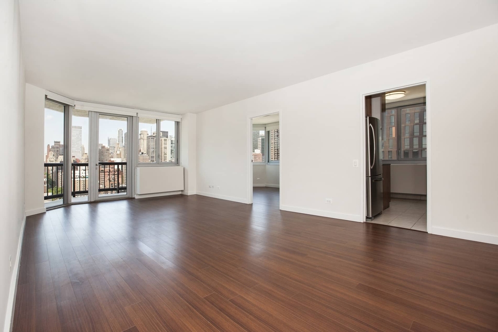 401 E 34th St - Photo 28