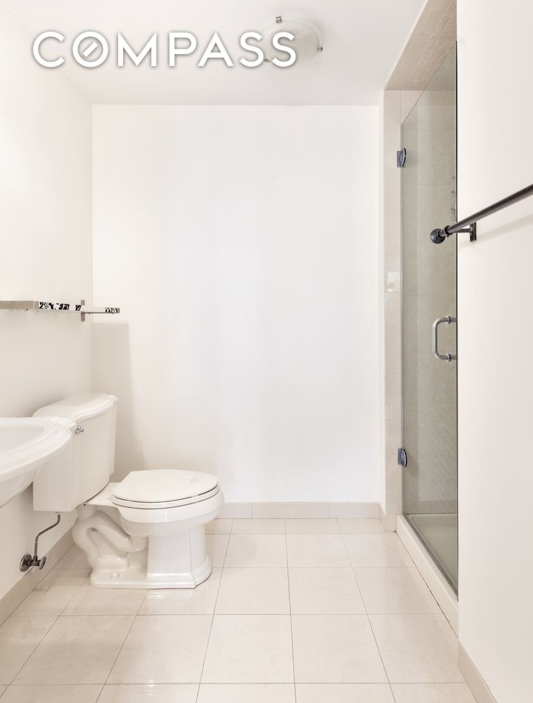 52 Dean Street - Photo 3