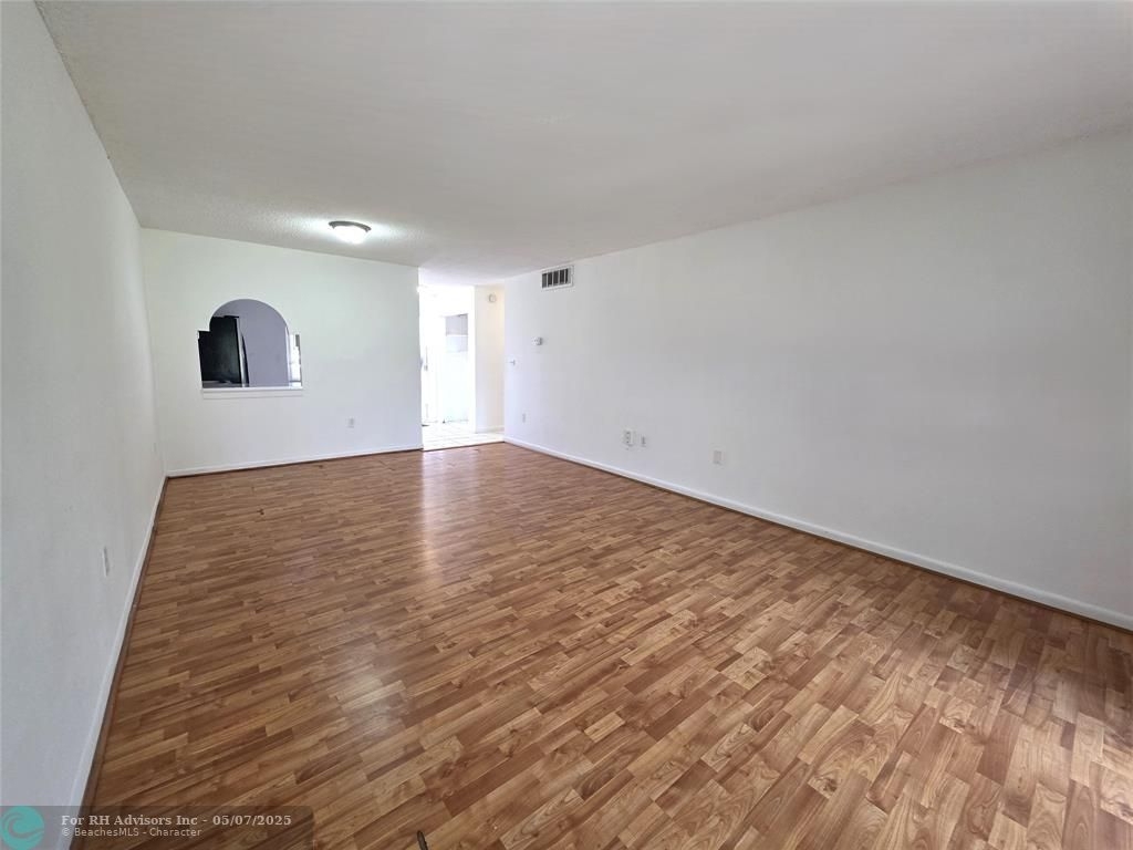 505 Nw 177th St - Photo 3