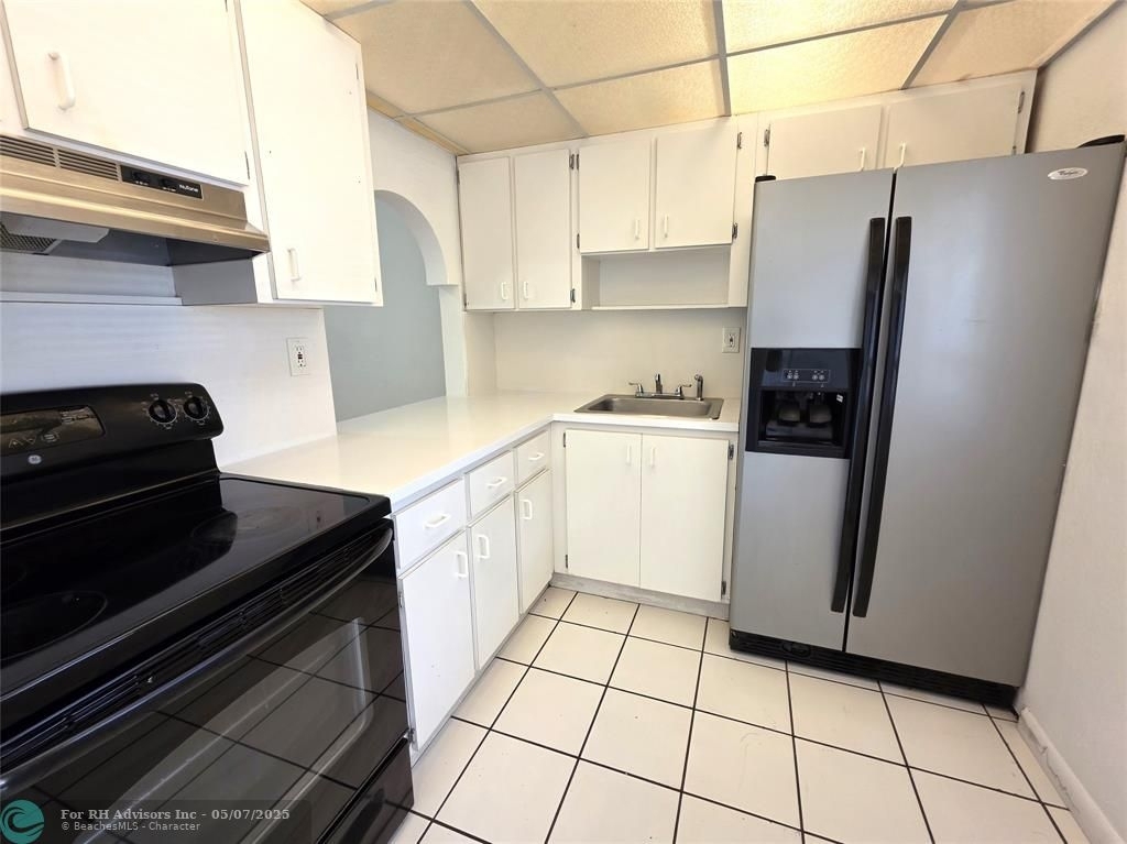 505 Nw 177th St - Photo 0