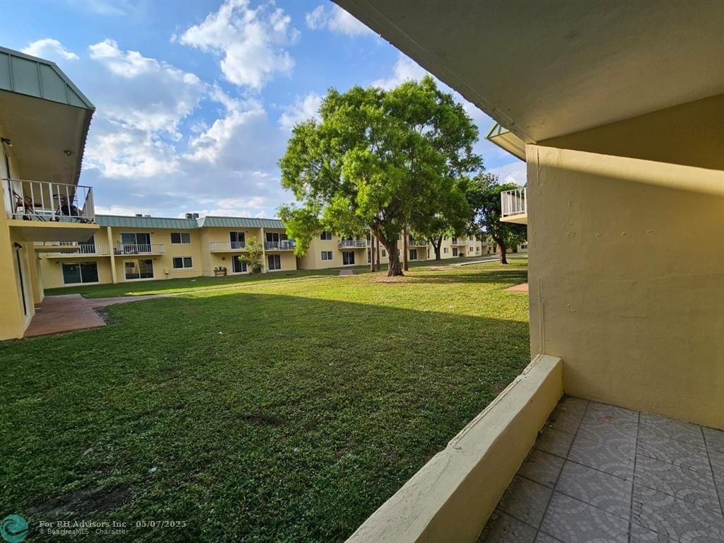 505 Nw 177th St - Photo 7
